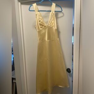 Butter yellow midi laundry dress size 6.
